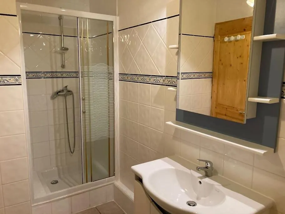 Chalet 18 Personnes 8 Chambres Aux 3 Vallees, Menuires Saint-Marcel