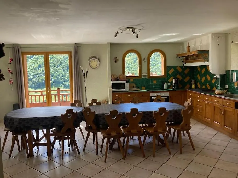 Chalet 18 Personnes 8 Chambres Aux 3 Vallees, Menuires Saint-Marcel  France