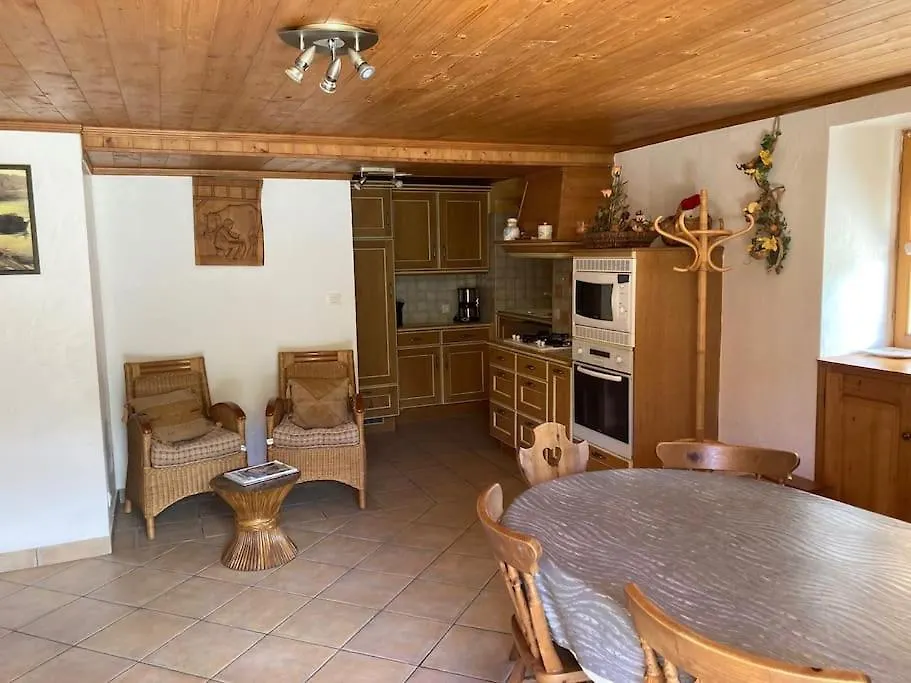 Chalet 18 Personnes 8 Chambres Aux 3 Vallees, Menuires Saint-Marcel  France
