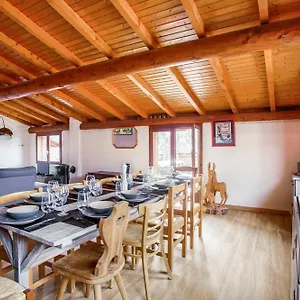 Le Petit Paradis, Au Coeur Des 3 Vallées Chalet